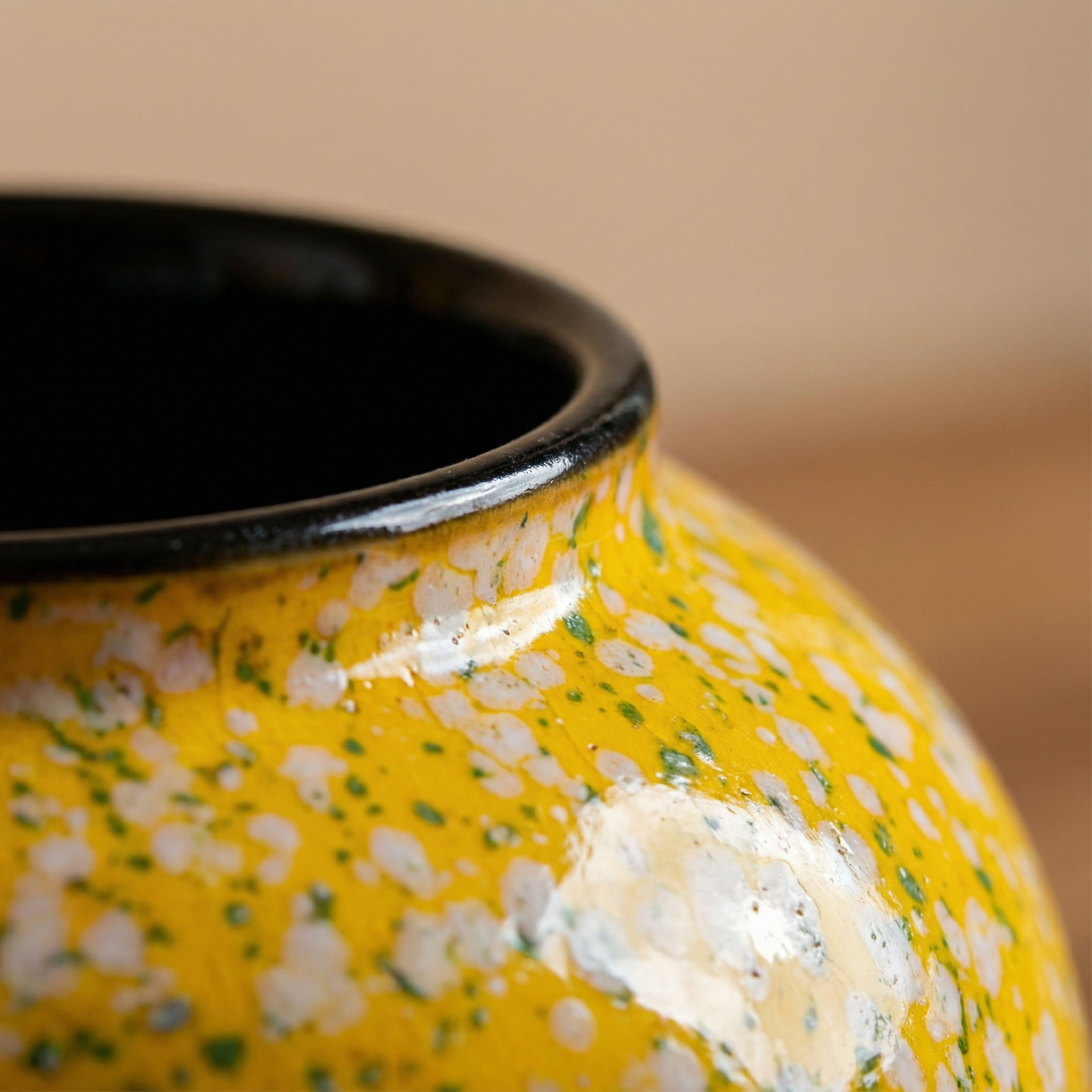 Vibrant "Lemon Confetti" Speckled Ceramic Vase – Bold Yellow Statement Pottery